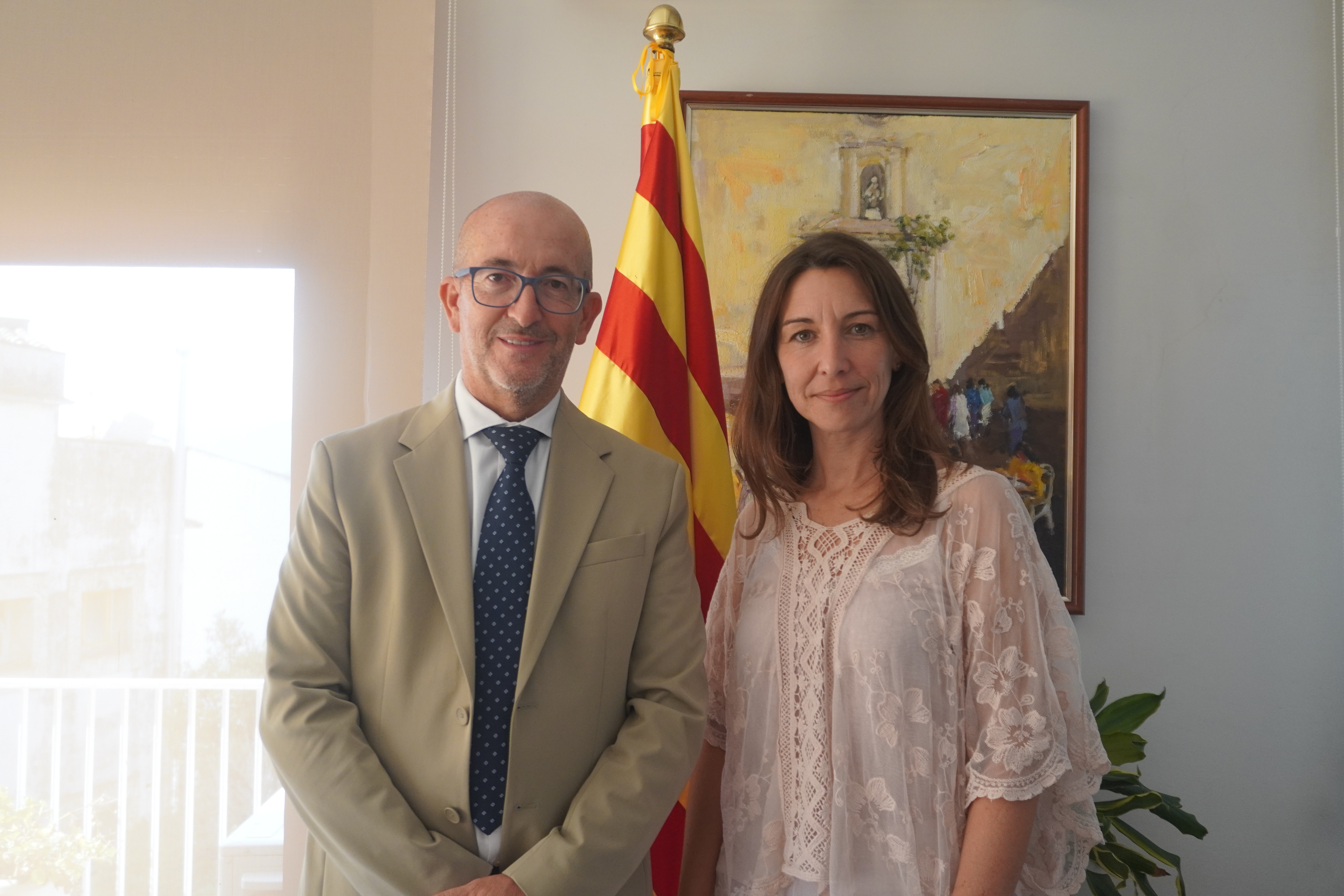 L'alcaldessa de Tordera Elisabet ha rebut aquest matí la visita de l'alcalde de Torvizcón (Granada) Juan David Moreno